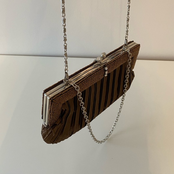 VINTAGE CLUTCH - Picture 6 of 7